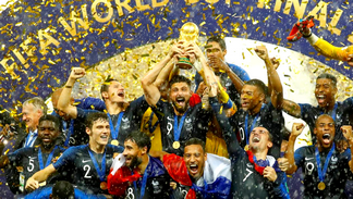 Equipe de France Championne du monde 2018 avec la coupe